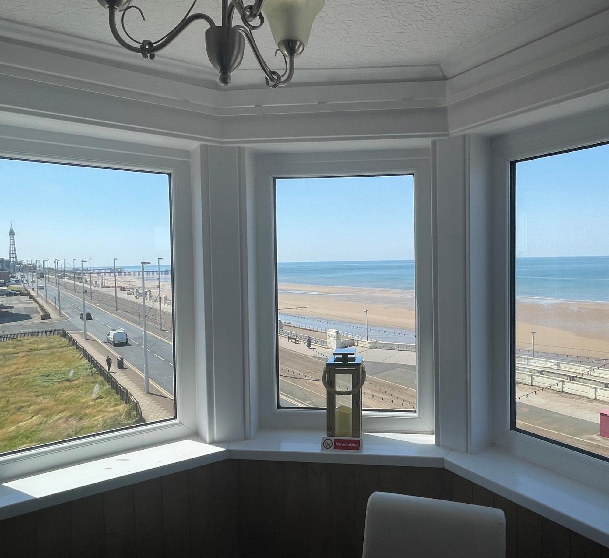 Cherry Blossom Inn Blackpool Esterno foto